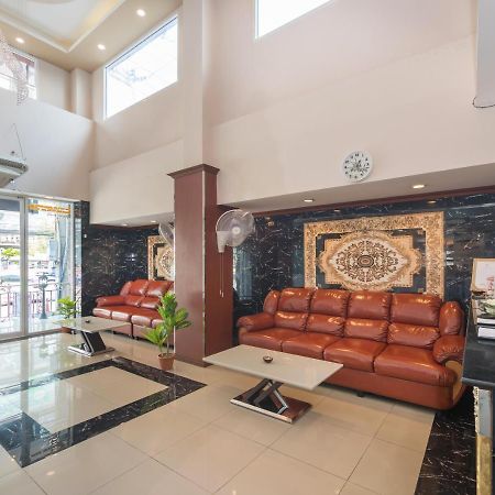 Regenta Central Residency Pattaya Exterior foto